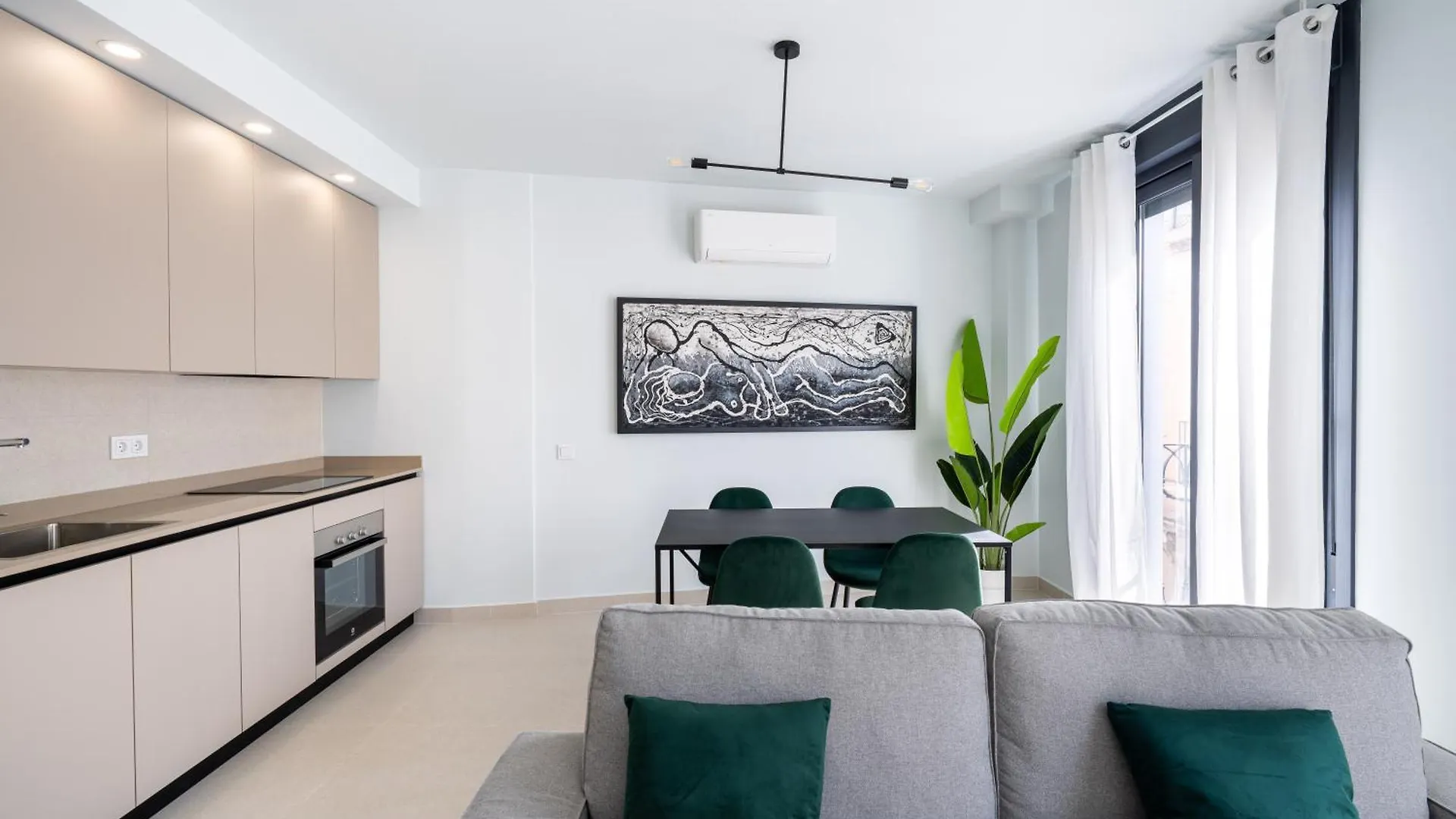 Moott Homes Suites Arco De Braulio 2B Almería Spanje