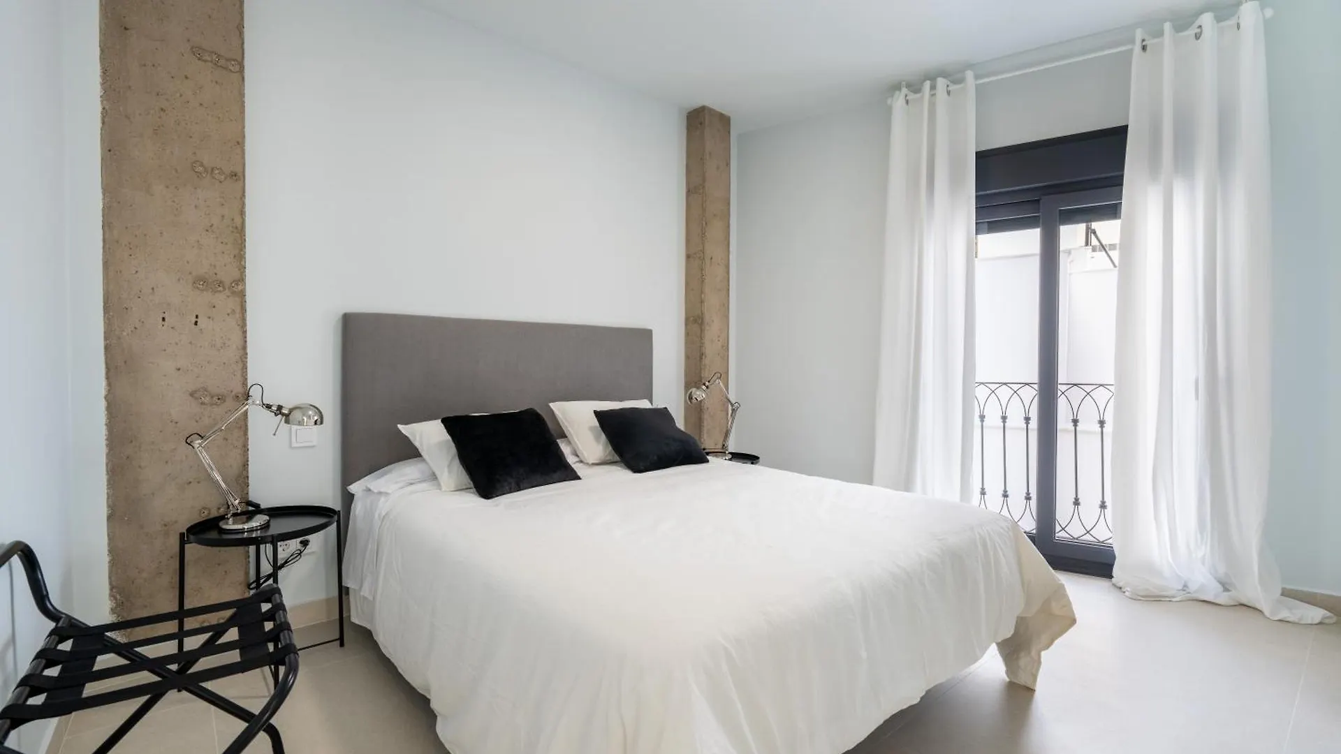 Moott Homes Suites Arco De Braulio 2B Almería Appartement